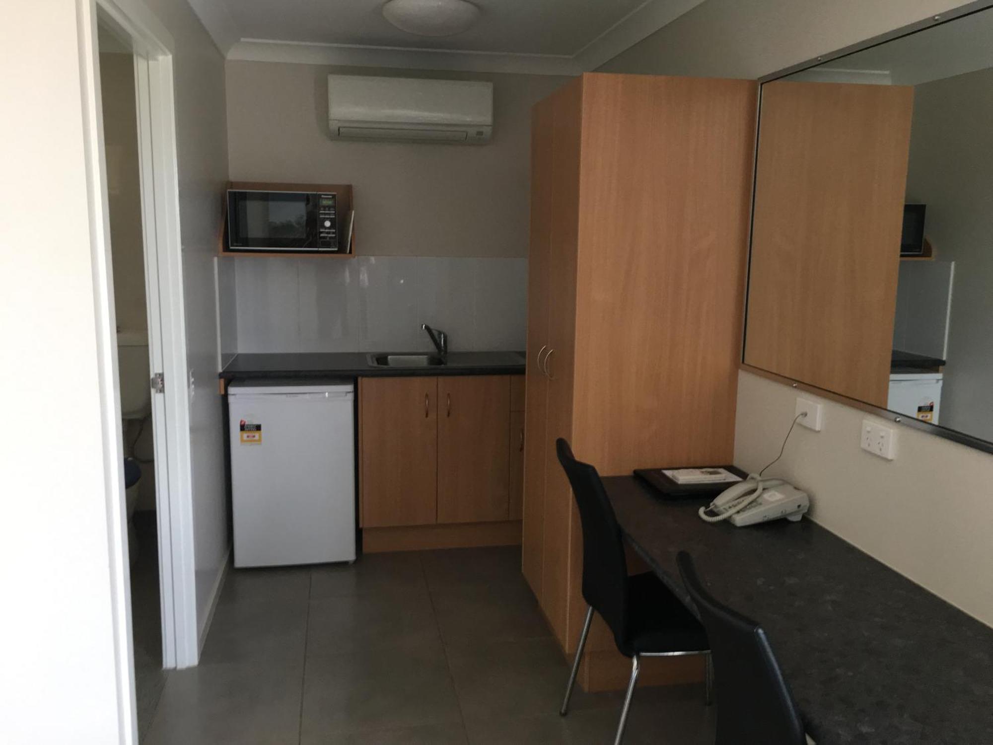 Mundubbera Billabong Motor Inn Room photo